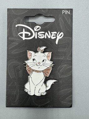 Disney The Aristocats Marie Sitting Enamel Pin Hot Topic Exclusive NEW